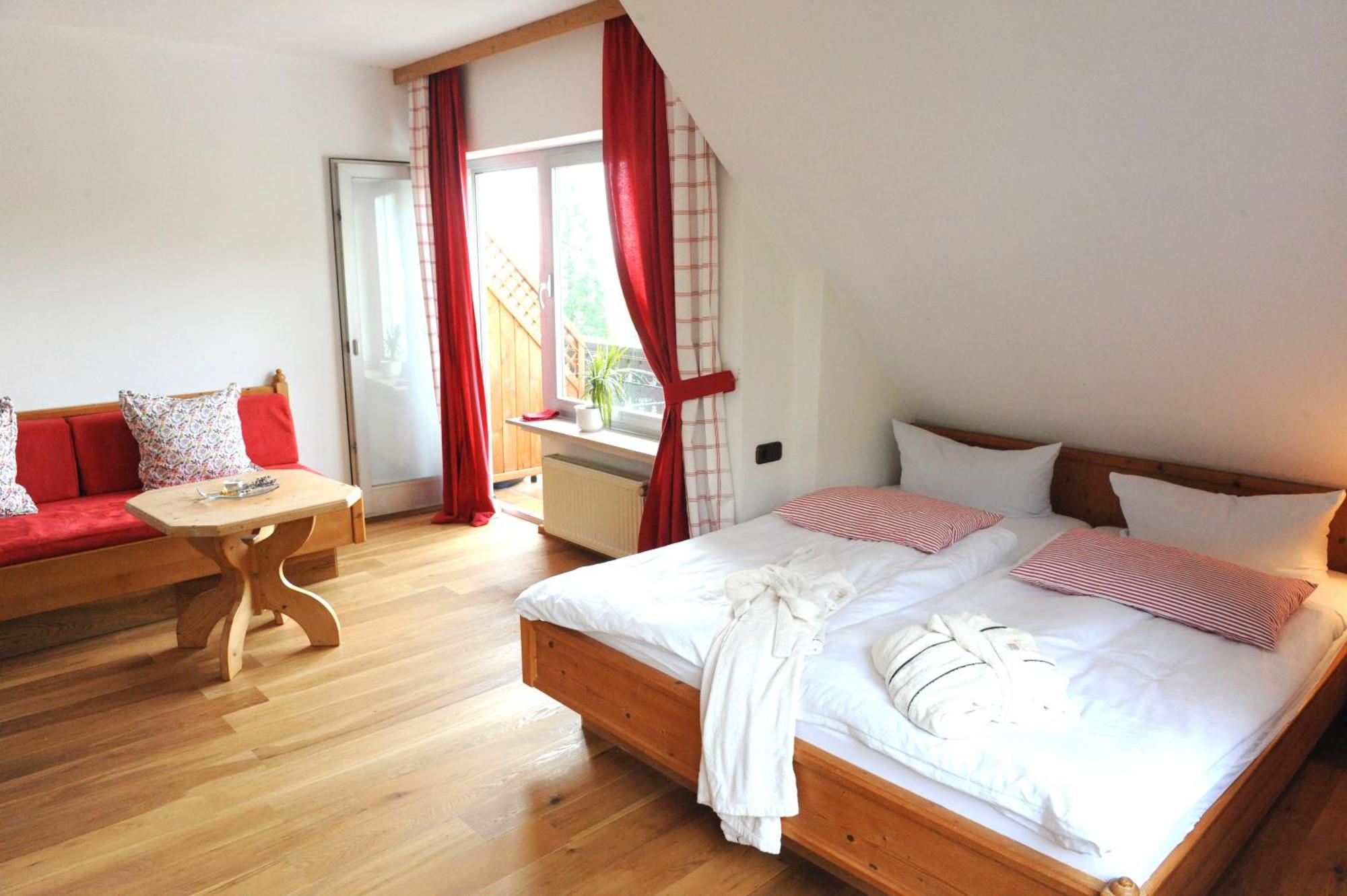 Belvedere - Das Bio Hotel Garni & Suitehotel Am Edersee ! Unser Geschenk Fuer Sie, Auch Die Gaestecard Grimmheimat! فالديك المظهر الخارجي الصورة