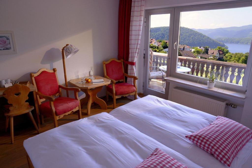 Belvedere - Das Bio Hotel Garni & Suitehotel Am Edersee ! Unser Geschenk Fuer Sie, Auch Die Gaestecard Grimmheimat! فالديك المظهر الخارجي الصورة